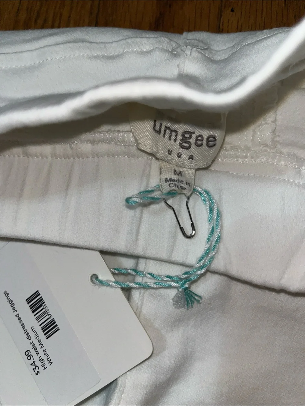 NWT Umgee High Waist White Distressed Jeggings with Front Panel Detailing Medium